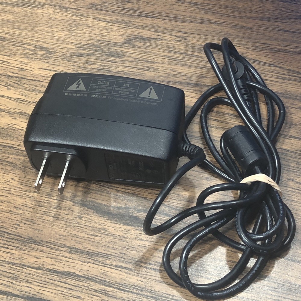 Casio Original Keyboard 9.5V AC Adapter Model AD-E95100LU