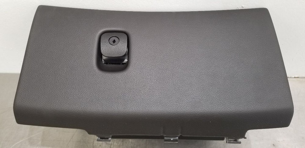 09 CHEVY CORVETTE C6 GLOVE BOX BLACK