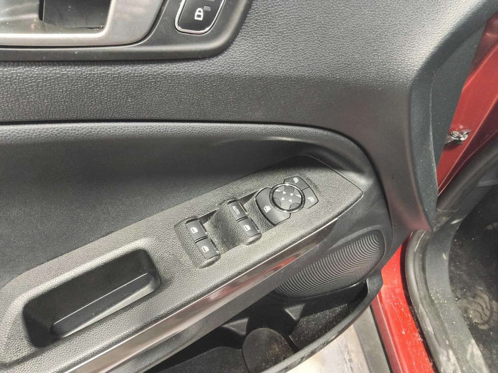 Used A/C Selector Switch fits: 2021 Ford Ecosport automatic temperature control