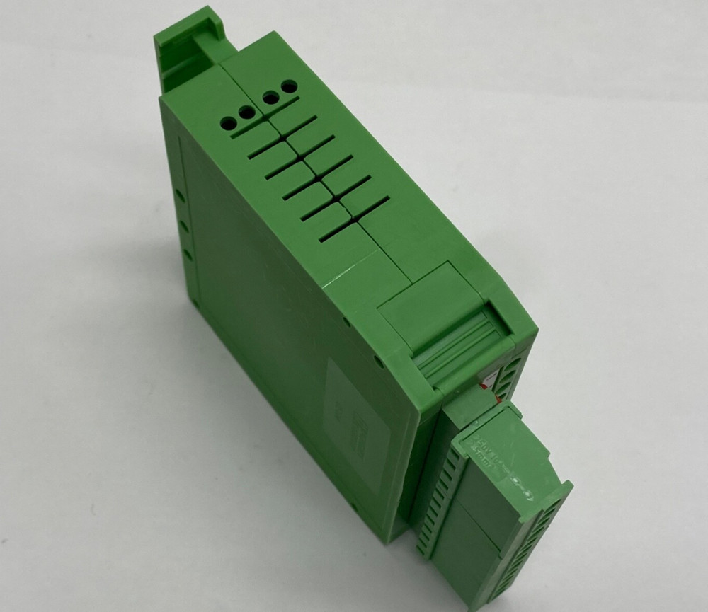 Phoenix Contact Solid State Relay (SSR) module 8A/120/240vac single ph S202S12