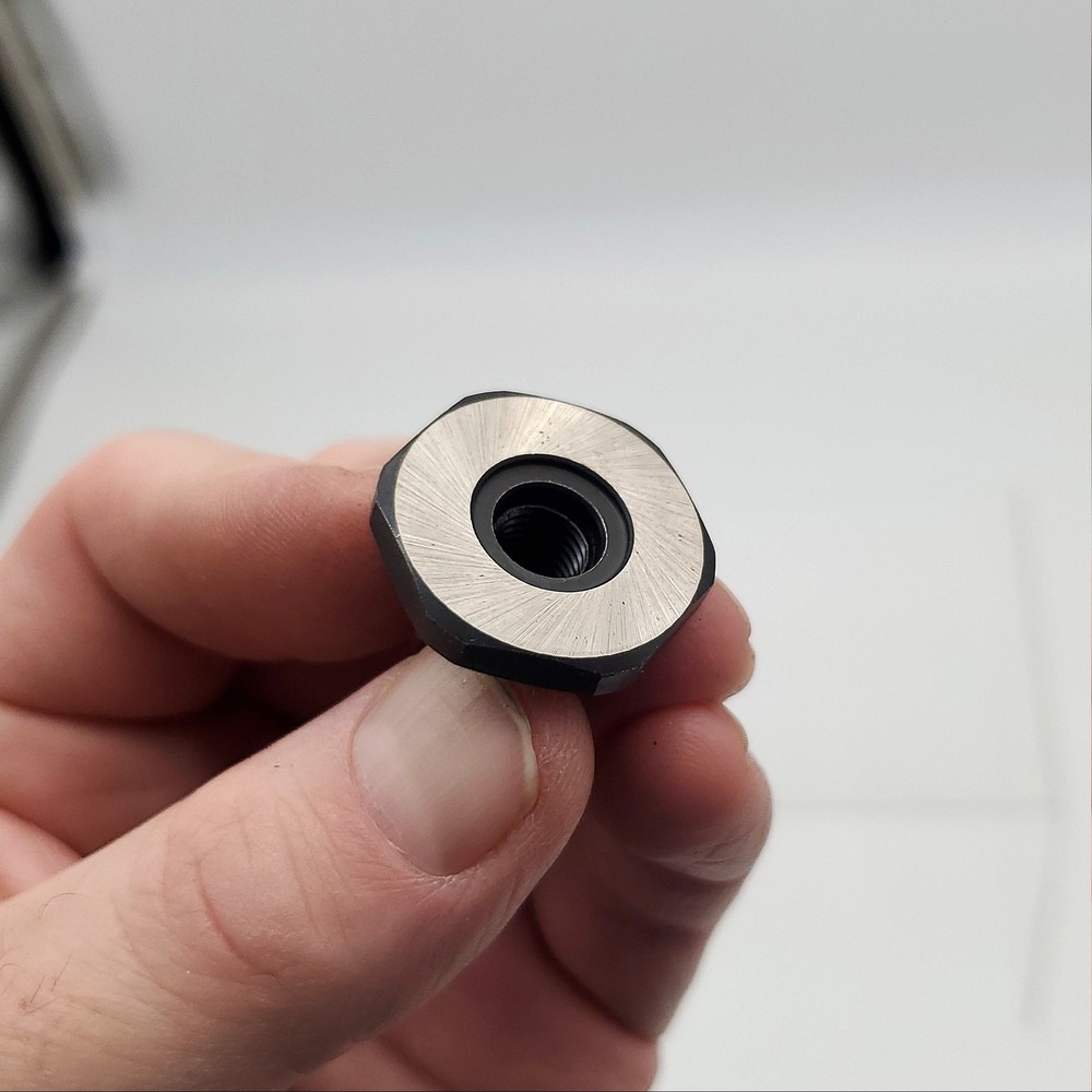 3M B0018 Spindle 5/16" D 24 INT Thread Random Orbital Sander Replacement Part