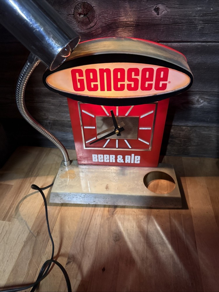 genesee beer &ale clock light