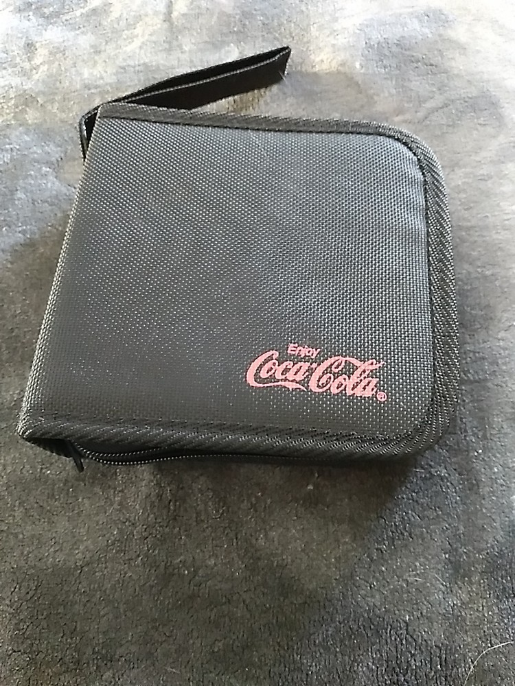 CD Wallet/Travel Case - Holds 20 Discs