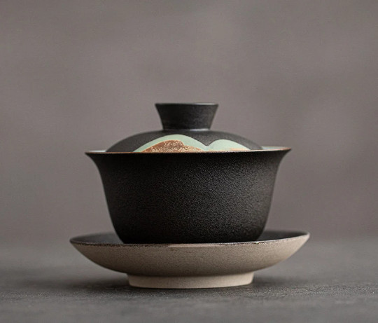 Ceramic Gaiwan Handpainted Mountain Tureen for Tea Lovers