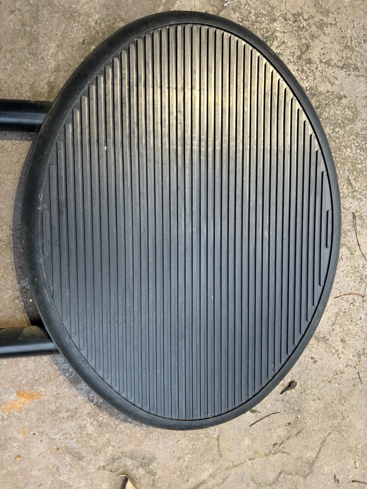 Total Gym Ribbed Oval Squat Stand