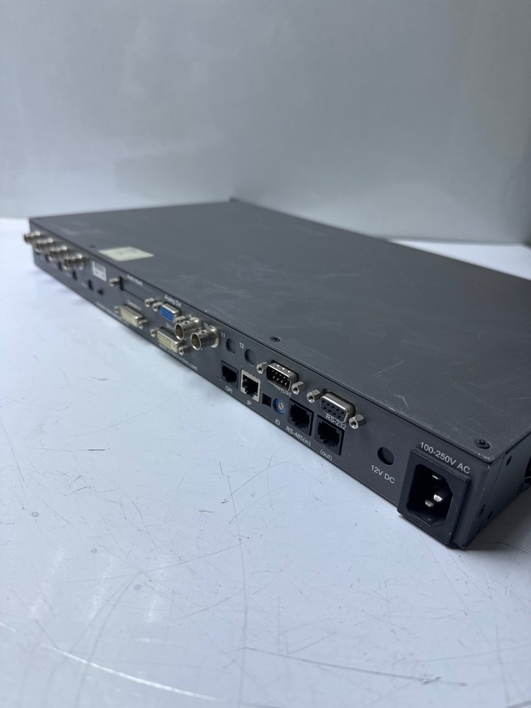 AVITECH MCC-8004UE 4 INPUT MULTIVIEWER