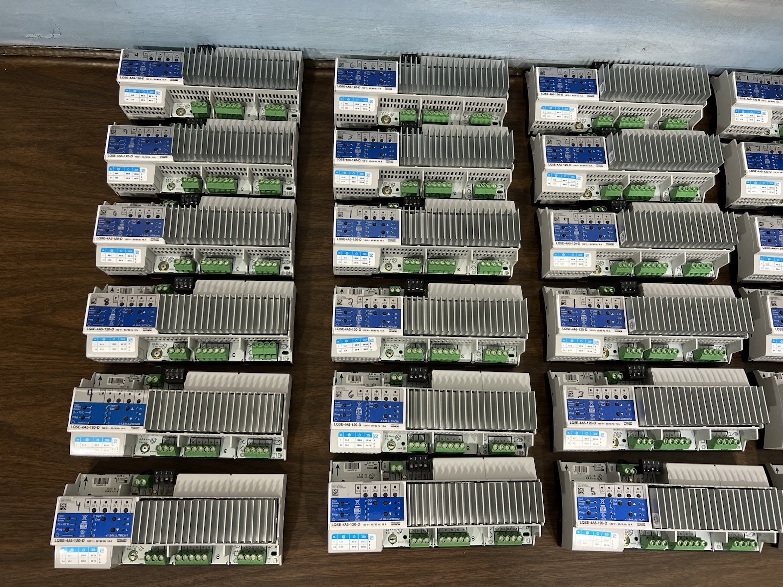 Lutron Homeworks QS LQSE-4A5-120-D PRO LED Phase Adapt Power Module (PRICE FOR 1