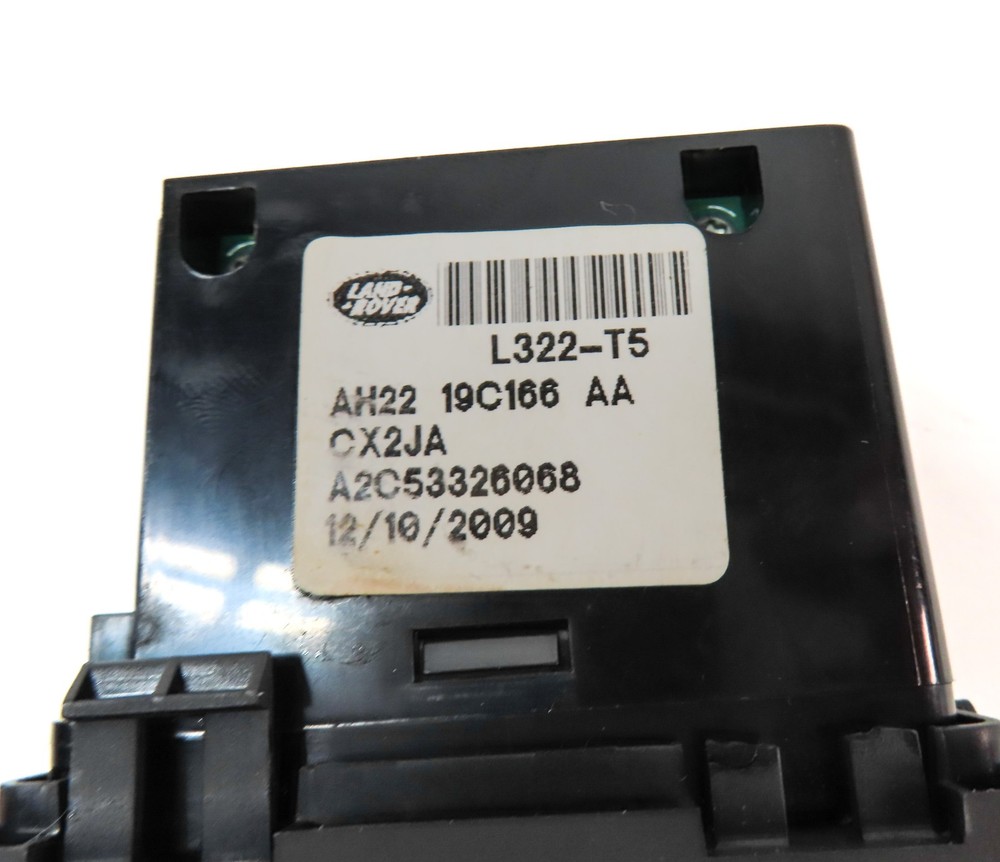 2010 RANGE ROVER (L322) USB IPOD INPUT JACK PANEL