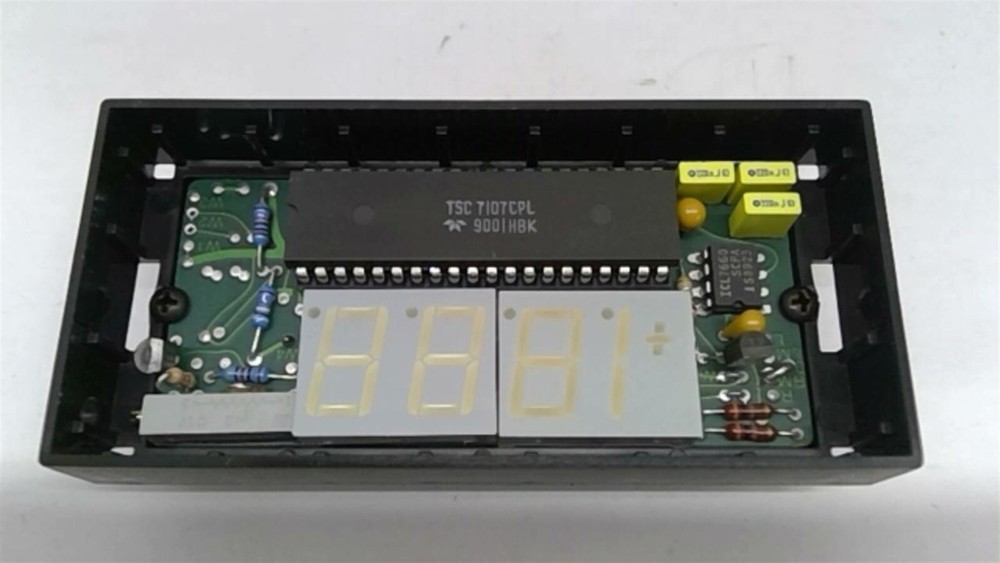 Non-Linear System X-34 Digital Panel Meter