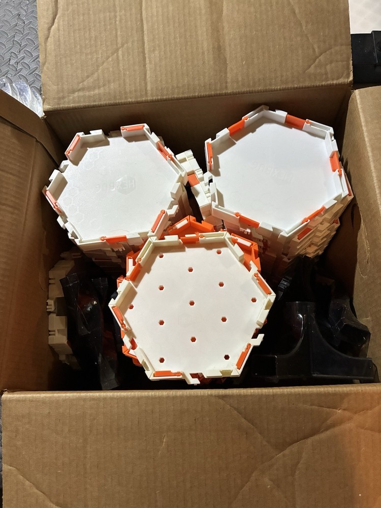 HEXBUG Nano LARGE LOT - Bugs Track and Building Sets