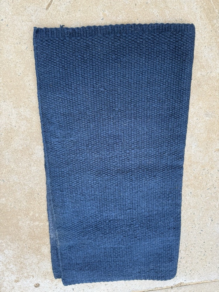 MAYATEX western saddle Pad - Solid Navy wool Folding - Gently used