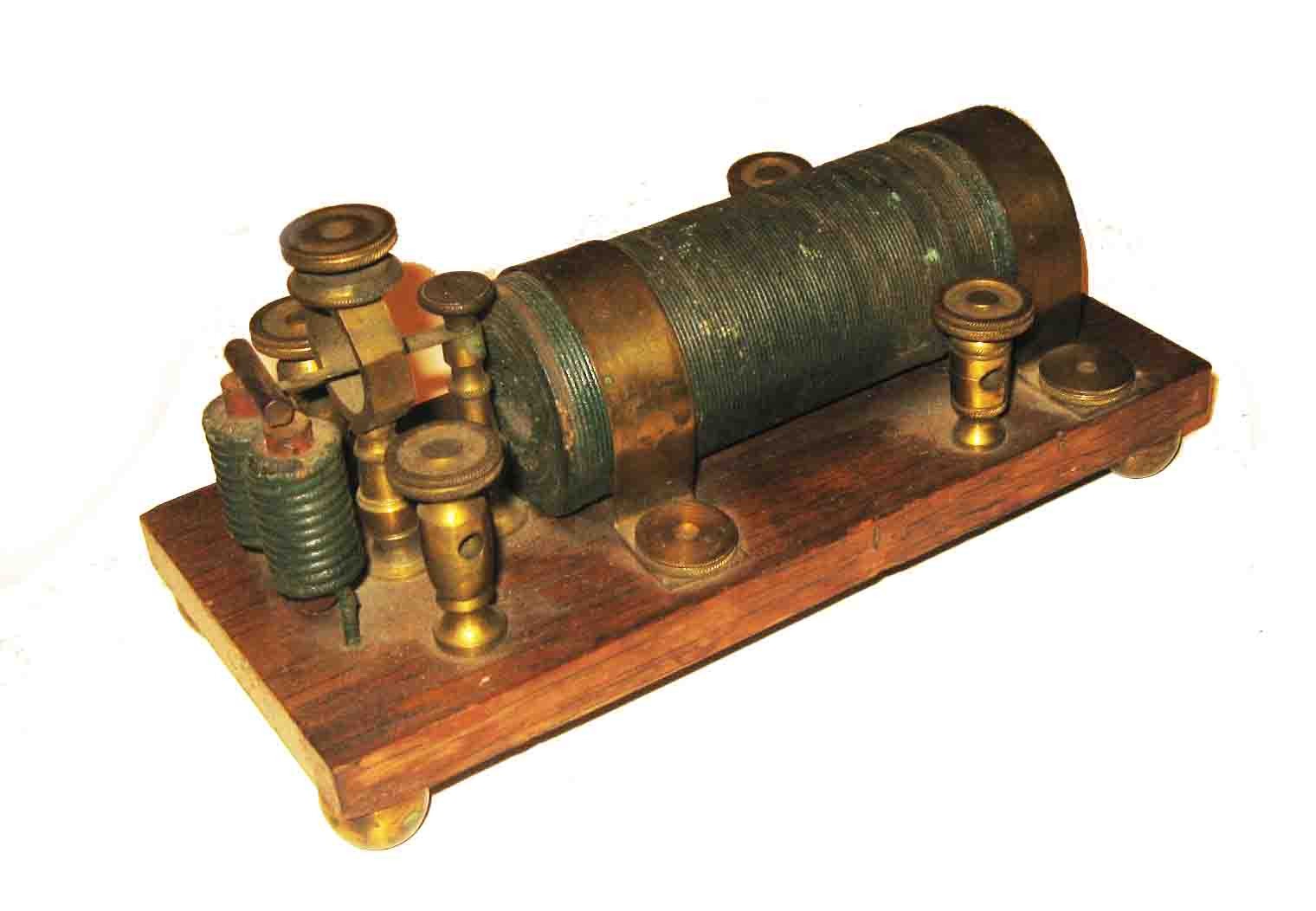 RARE c1845 DANIEL DAVIS Jr Boston QUACK MEDICAL ELECTRICAL COIL /BRASS BALL FEET