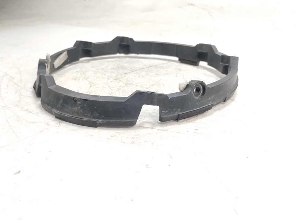 2005 Kawasaki Vulcan VN2000 Inner Headlight Head Light Lamp Mount Bracket