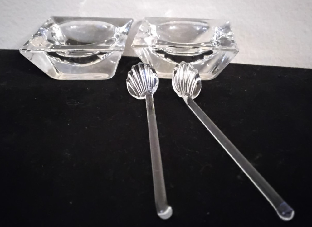 VINTAGE SQUARE OPEN SALT CELLAR DIPS GLASS SPOONS