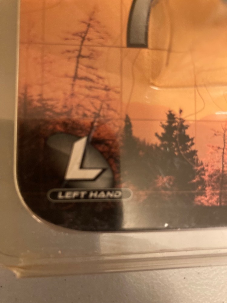 TROPHY RIDGE REVOLUTION FULL CAPTURE FALL AWAY REST FOR LEFT HAND COMPOUND BOWS