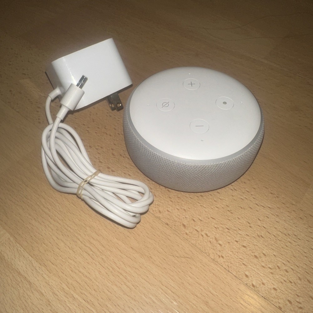 Amazon Echo Dot 3rd Gen Portable Wireless Smart Speaker Model D9N29T Not Tested