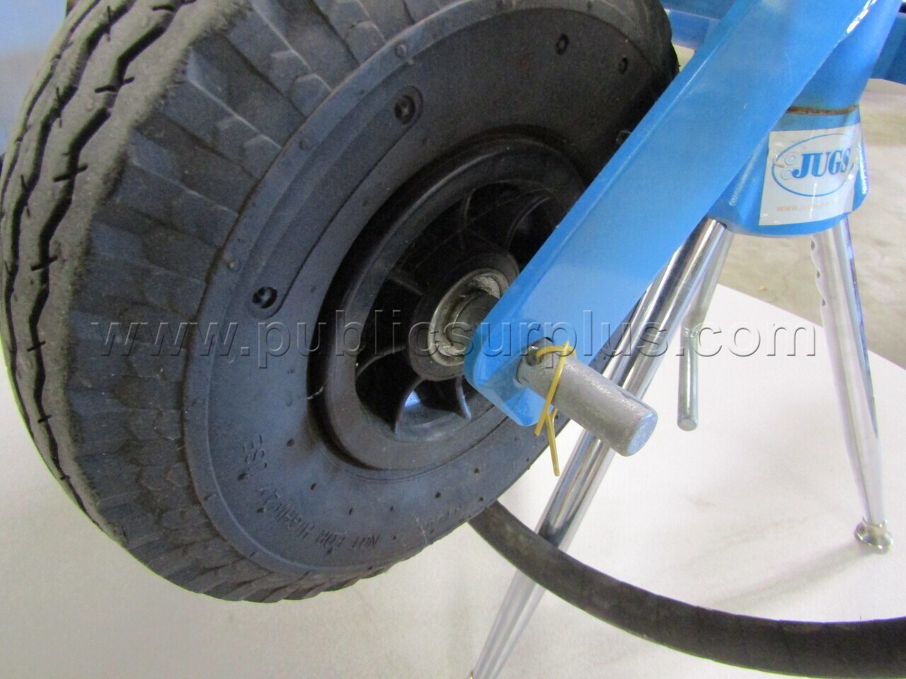 JUGS Football Passing Machine Training Equipment