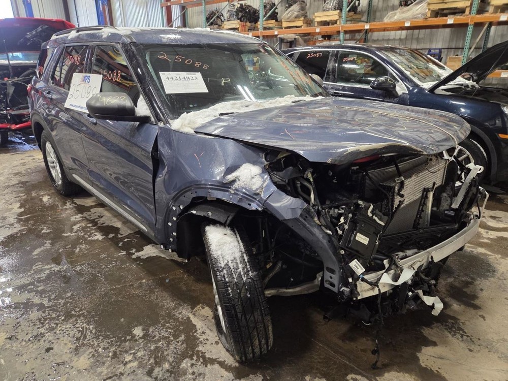 Camera/Projector Camera Windshield Mounted Fits 20-24 AVIATOR 1544034