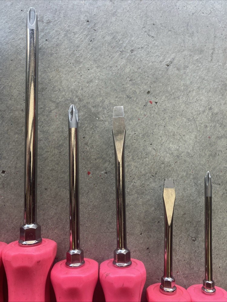 Snap-on Tools 7pc PINK Hard Grip Combination Screwdriver Set SDDX70APP