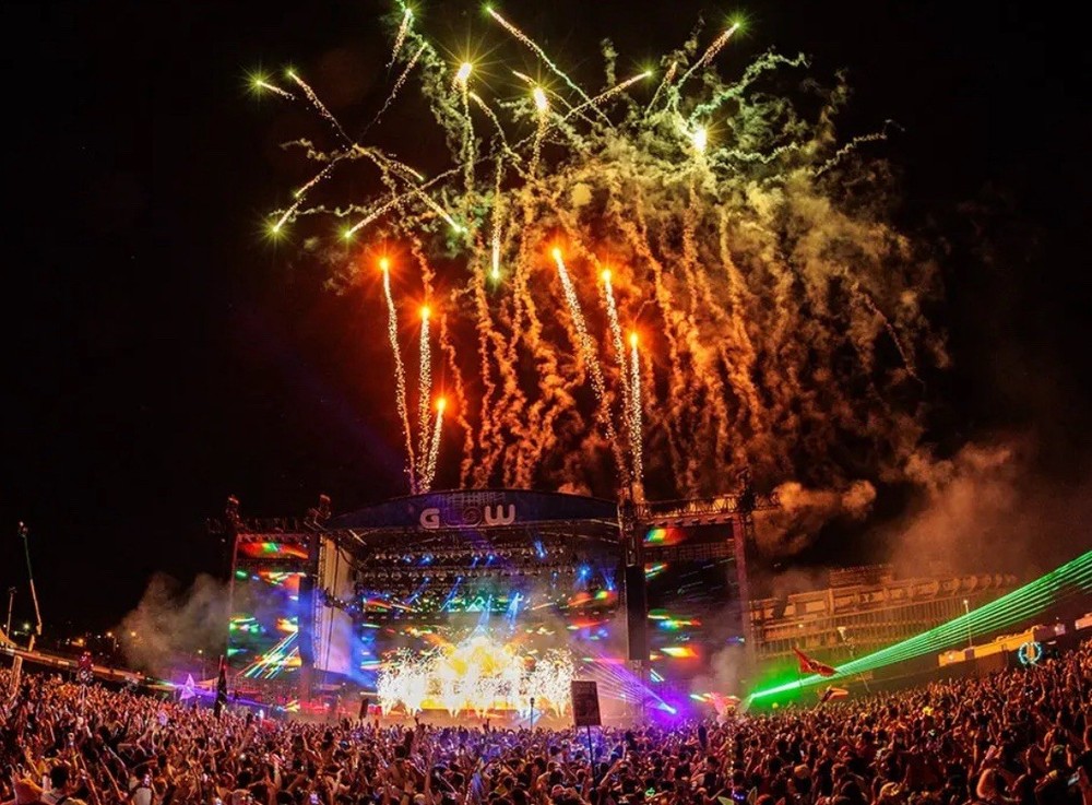 PROGECT LOW VIP Ticket (both Days)