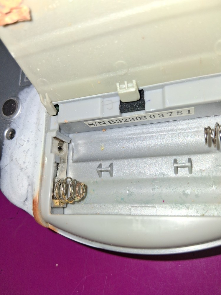 Durabrand CD-56 Programmable CD Player, Repeat Play, Bass Boost, Silver