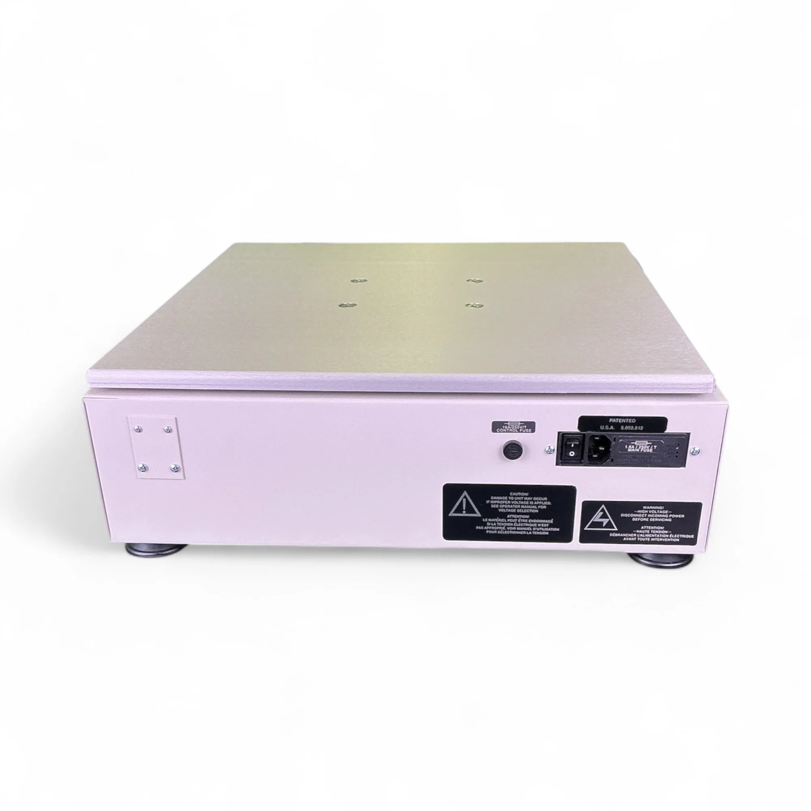 New Brunswick Scientific Innova 2100 Open Air Platform Shaker M1194-0000