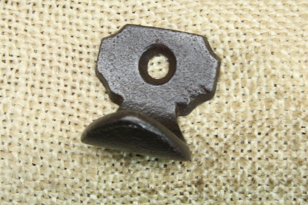 2 Old Window Sash Lifts Pulls Restored Cast Iron Plain Victorian Octagonal Shape