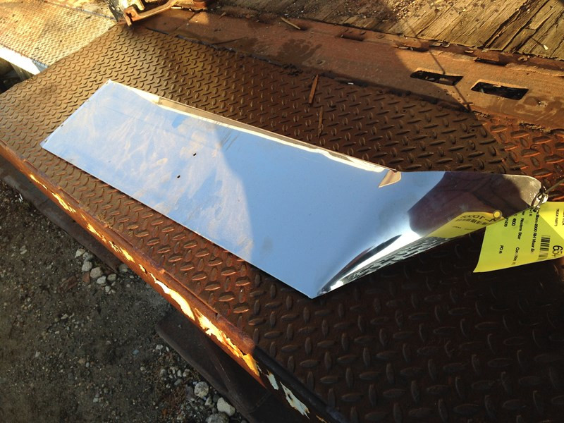 Western Star 4900 Visor (654-10033)