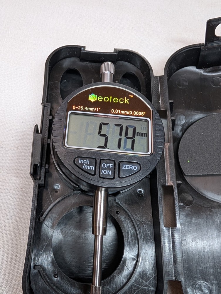 Neoteck Electronic Digital Indicator Model NTK021 with Multiple Probes