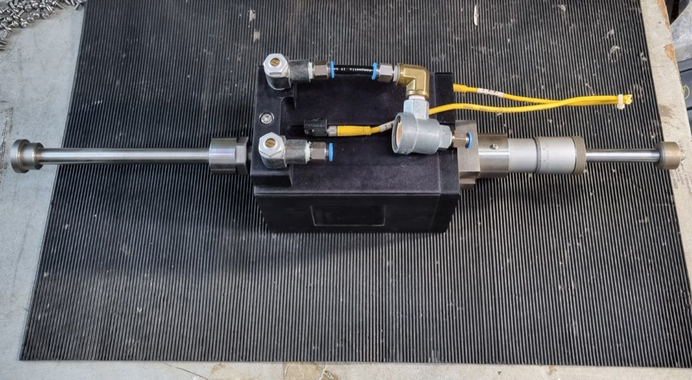 HIBAR SYSTEMS LTD METERING PUMP (R2TROLLEY.2)