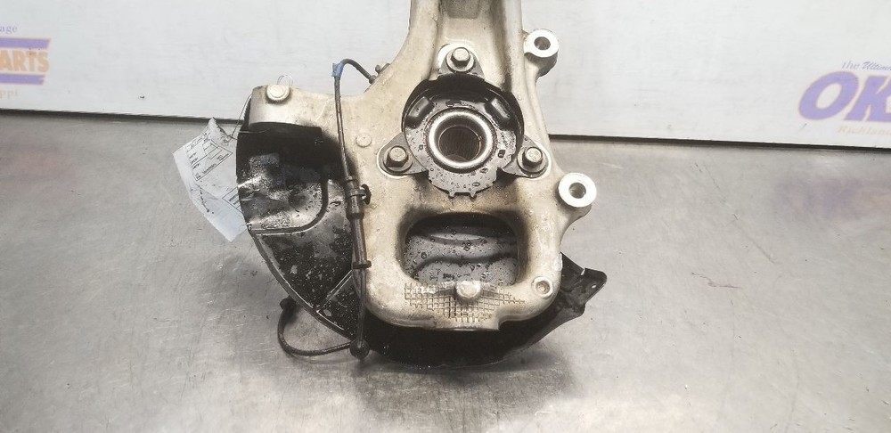 18 DODGE DURANGO SRT 392 4X4 SPINDLE KNUCKLE FRONT RIGHT PASSENGER