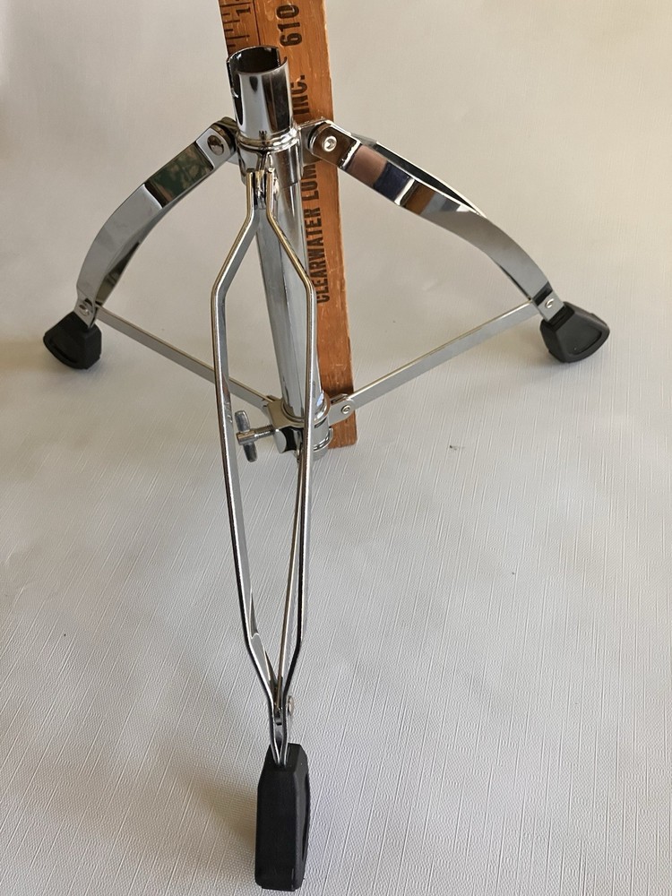 Pearl Drum Throne Tripod Base NWOT