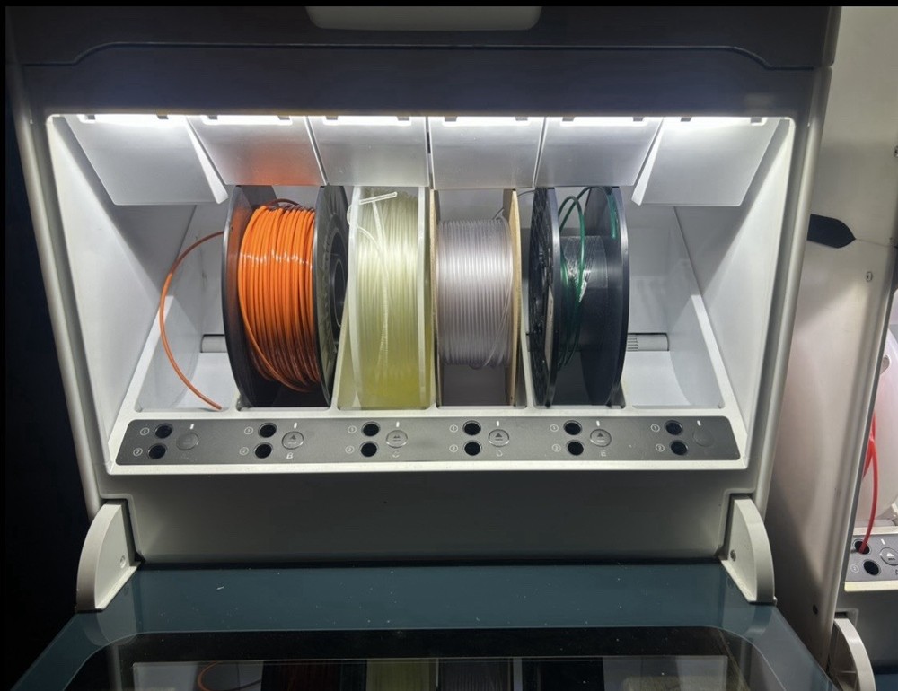 UltiMaker S5-4 Pro Bundle 3D Printer + Air Manager + Material Station + Filament