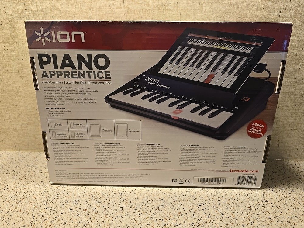 Ion Piano Apprentice 25 Key Lighted Learning Keyboard NIB 30 -Pin iPad