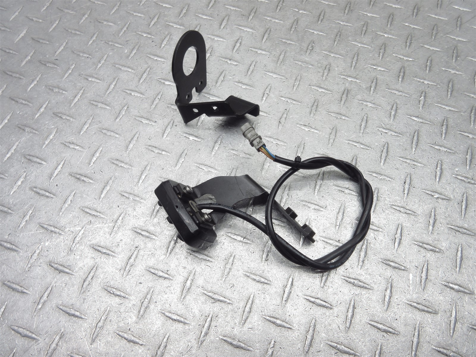 2014 10-16 Victory Cross Country Tour Right Side Cruise Control Handlebar Switch