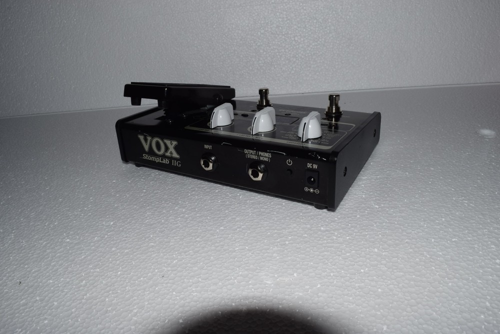 VOX StompLab IIG Multi-Effects Guitar Effect Pedal - Clean