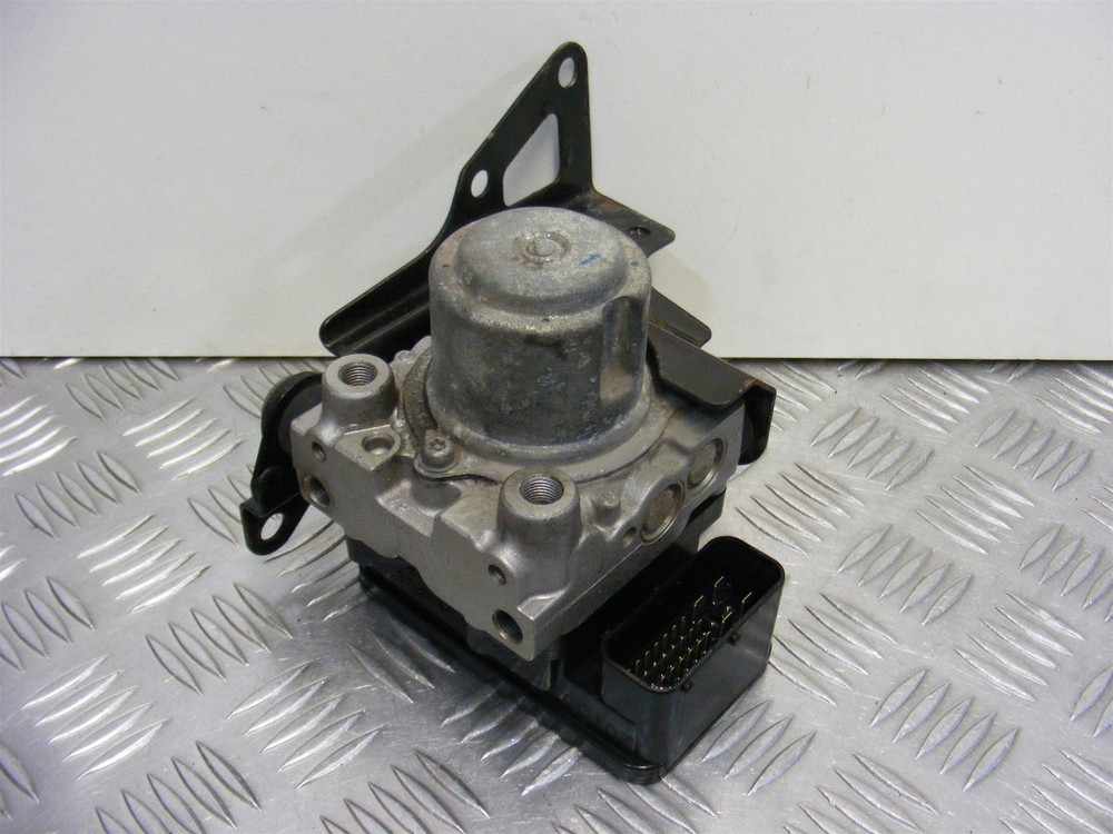 Triumph Sprint ST 1050 ABS Pump 2004 to 2007 A787