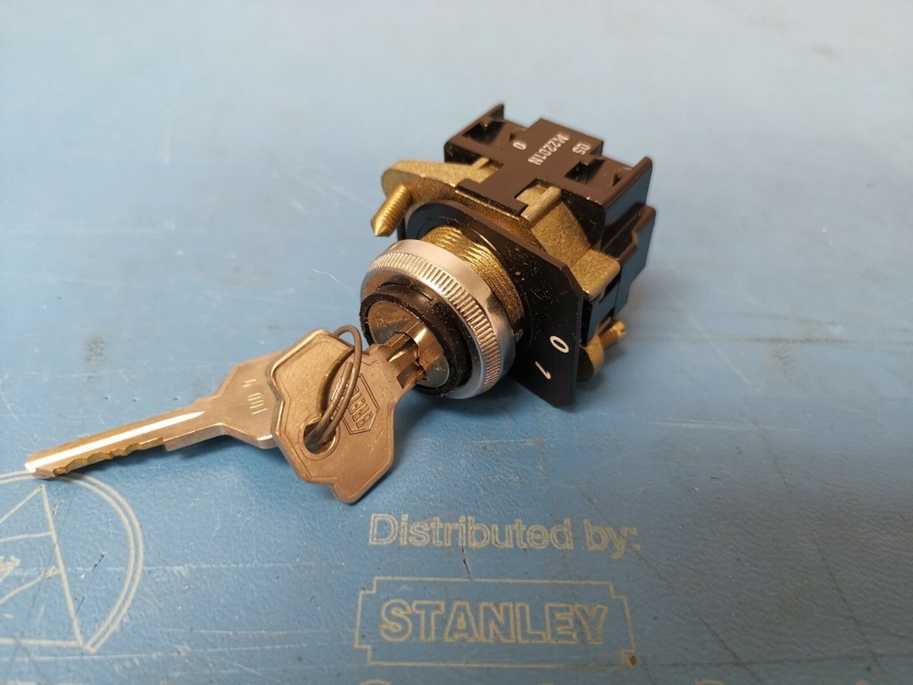 M2201N ALCOSWITCH SWITCH Key Switch assembly KEYED A LIKE