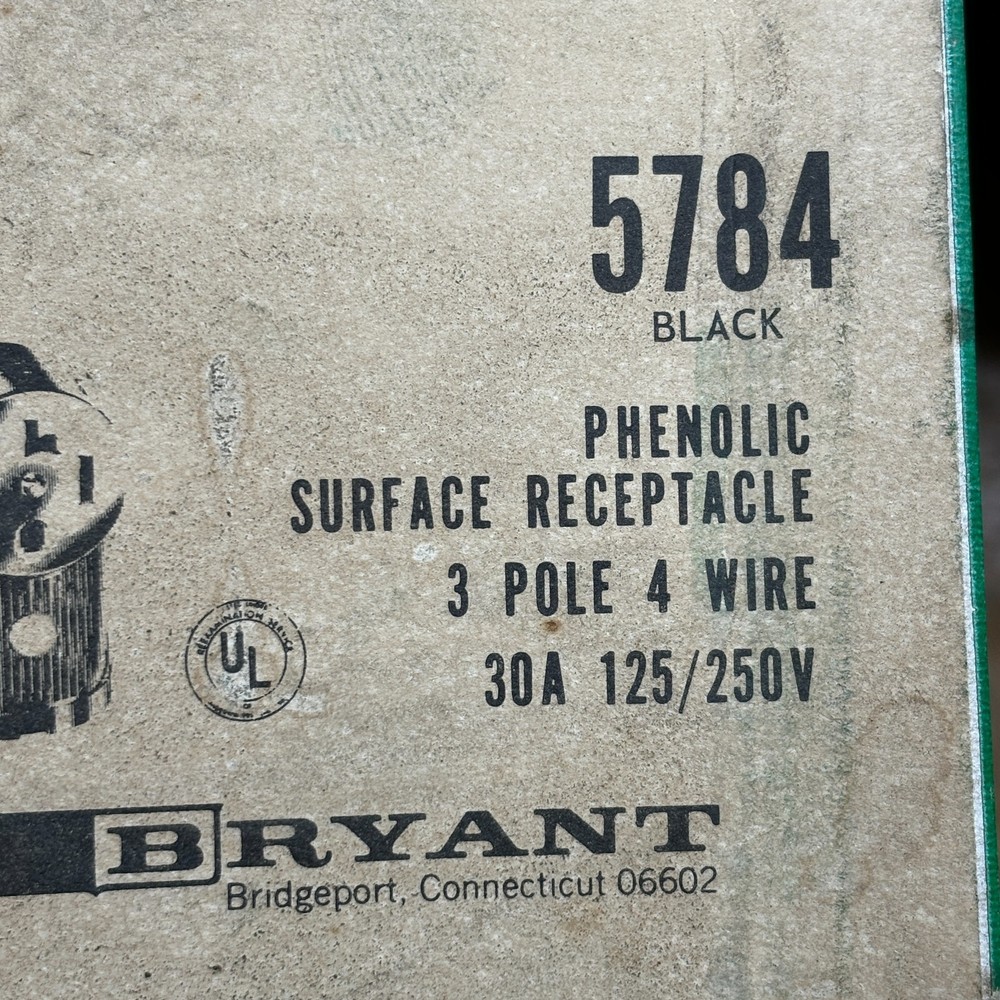 BRYANT PHENOLIC SURFACE RECEPTACLE 30 A 3POLE 4 WIRE 5784 ⭐