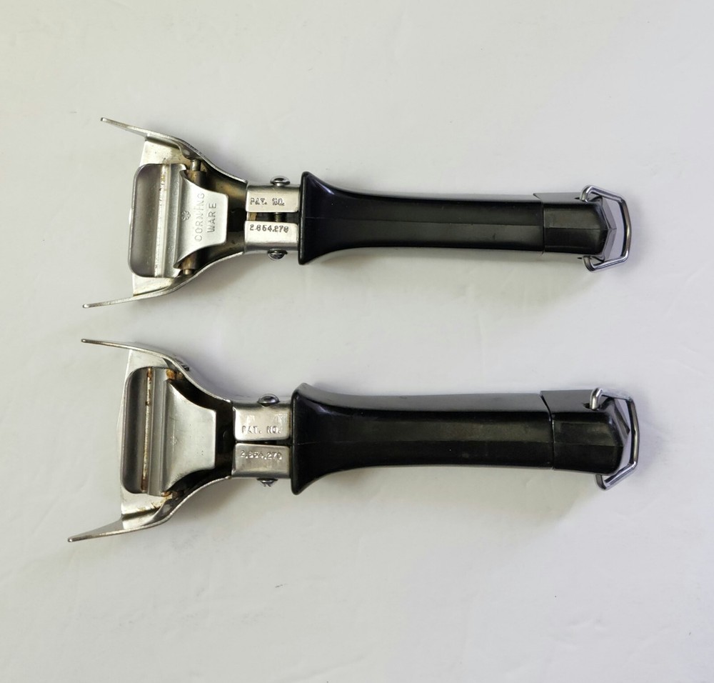 2 Corningware Twist Lock Detachable Handles