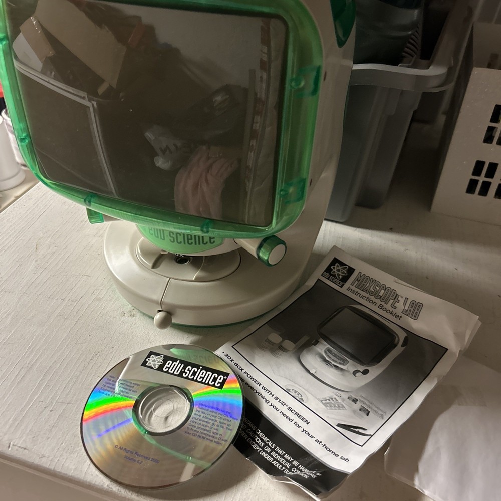 EDU SCIENCE - MAXSCOPE LAB - 20x - 80x (most Accessories Missing) 1A