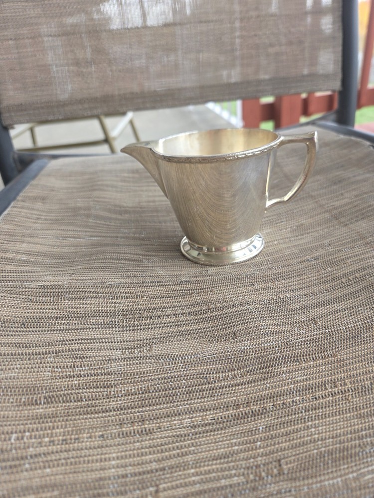 Vintage William Rogers Teapot Scrollwork Silver-plate Handle Lid