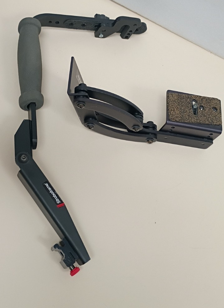 QuickFlip Stroboframe Professional Flash Bracket Plus Vertaflip Stroboframe lot