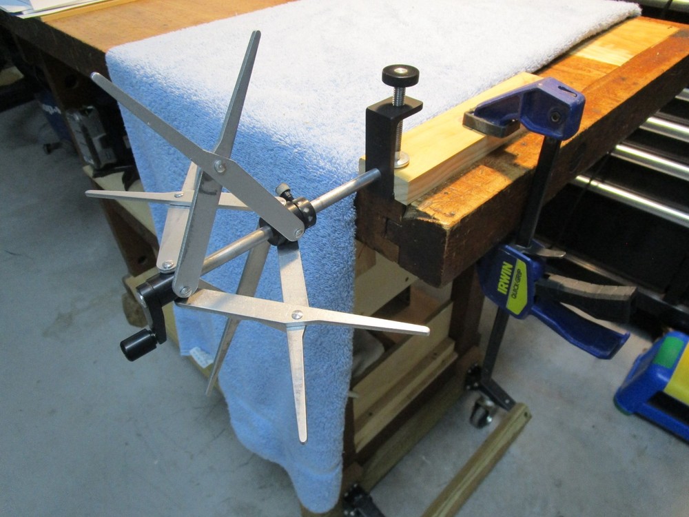 FLY LINE WINDER, ANGLERS IMAGE, ADJUSTABLE DIAMETER COILING