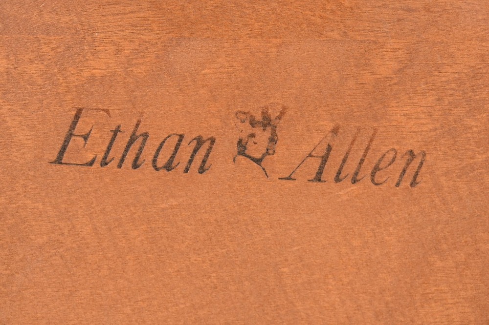 Ethan Allen American Colonial Carved Solid Maple Spindle Bench
