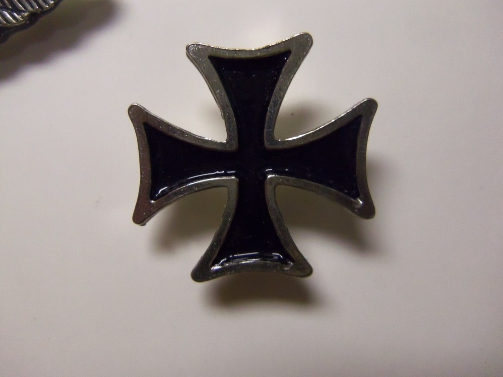 Cross Hat Pin (NOS)