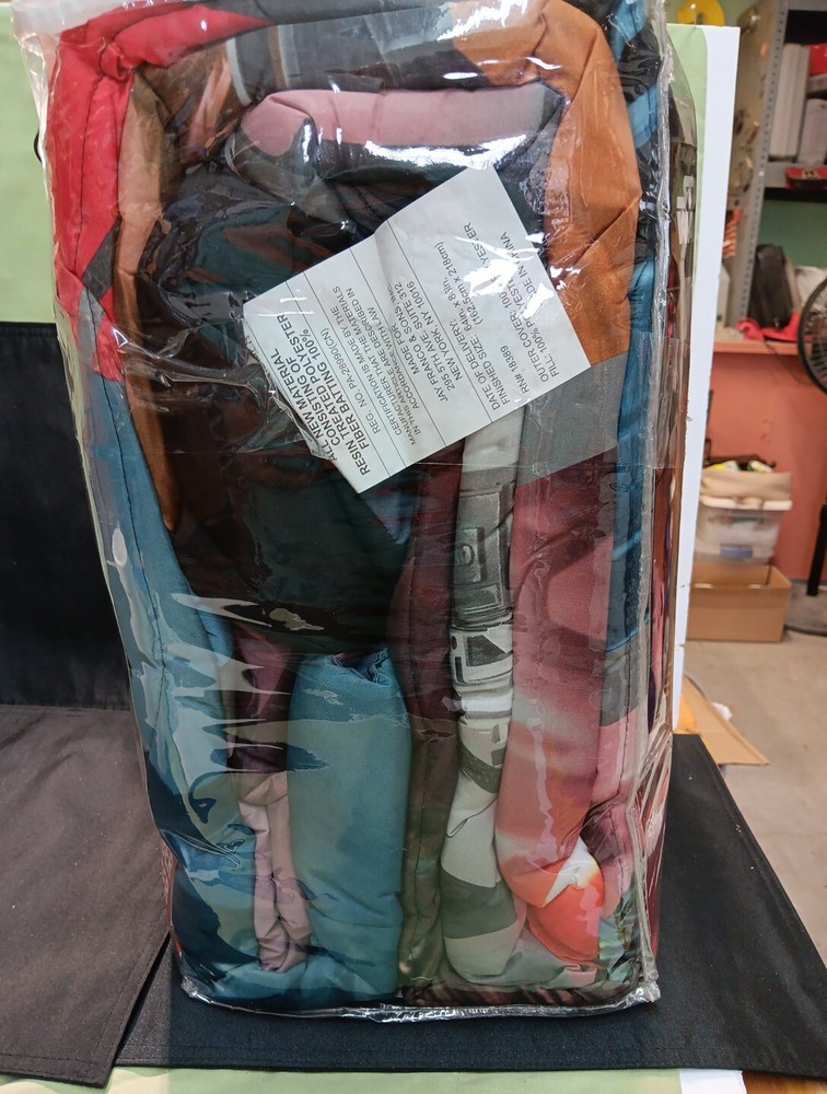 Disney Star Wars "The Force Awakens" Microfiber Twin Comforter