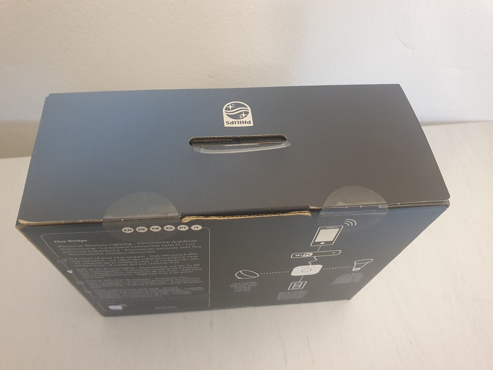 Philips Hue Bridge Lighting Controller Hub - White - EU Model - EAN 871869651180