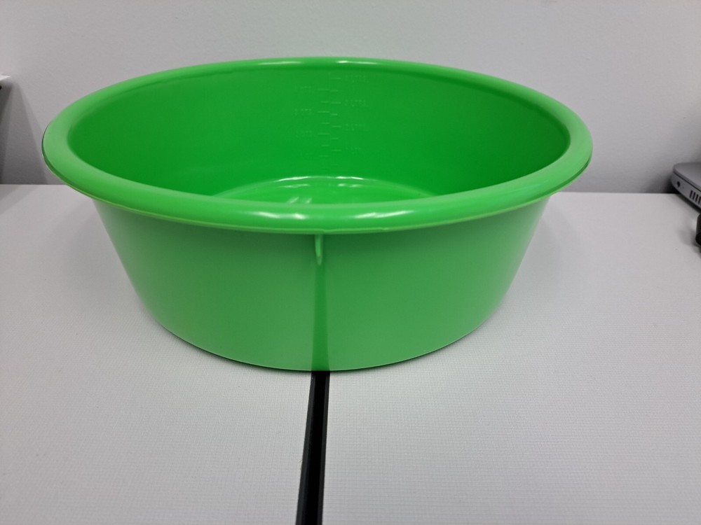 LITTLE GIANT PLASTIC UTILITY PAN, FEED PAN, 5 QUART, LIME GREEN