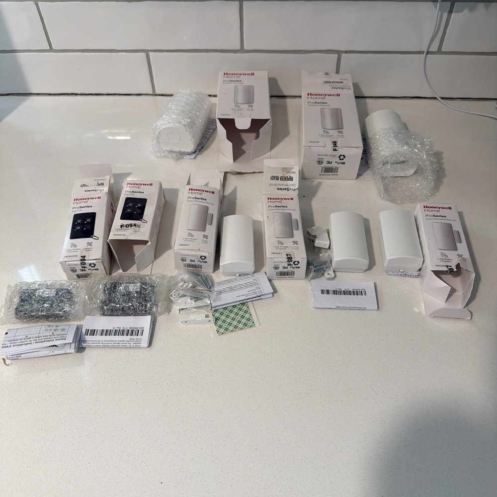 HONEYWELL HOME PROSERIES ASSORTED LOT